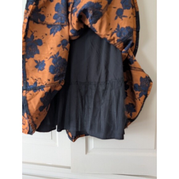 GRACIA  A-Line Floral Brocade Skirt Size Medium NWT | Tulle Underskirt | Lined - Picture 4 of 9